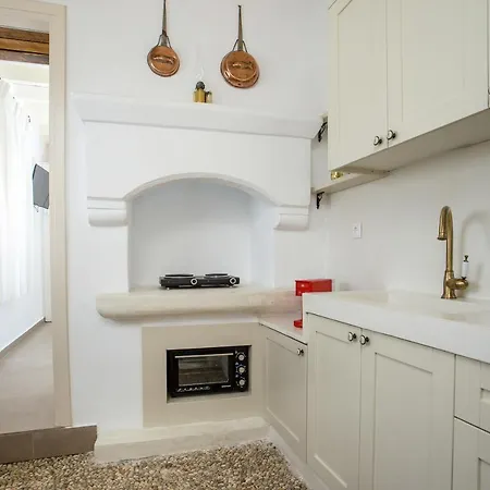 Lejlighed Lindos Heritage 1883